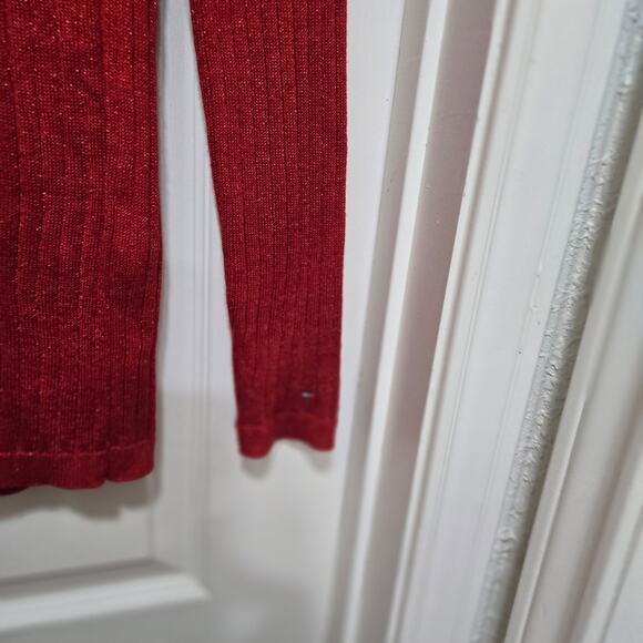 Tommy Hilfiger Red Metallic Ribbed Knit Sweater Size M - Picture 7 of 7